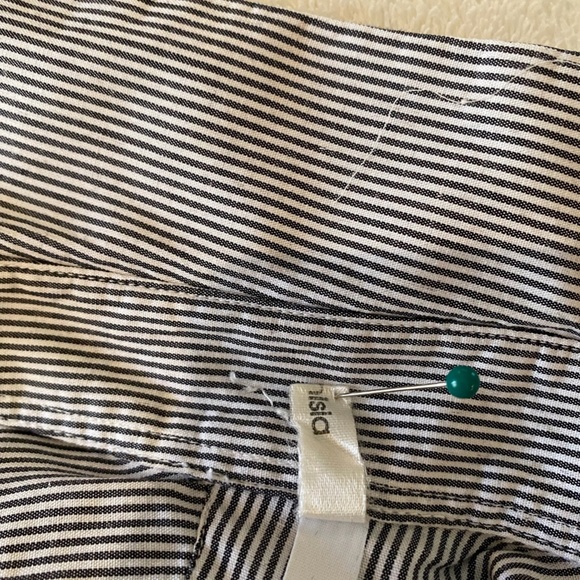 Otto Kern Grey and White Stripe Blouse Size 2 - Picture 9 of 10